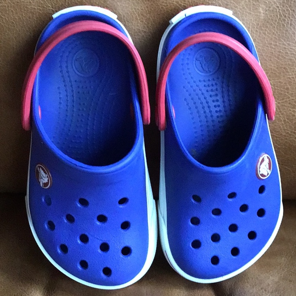 Crocs toddler size 9